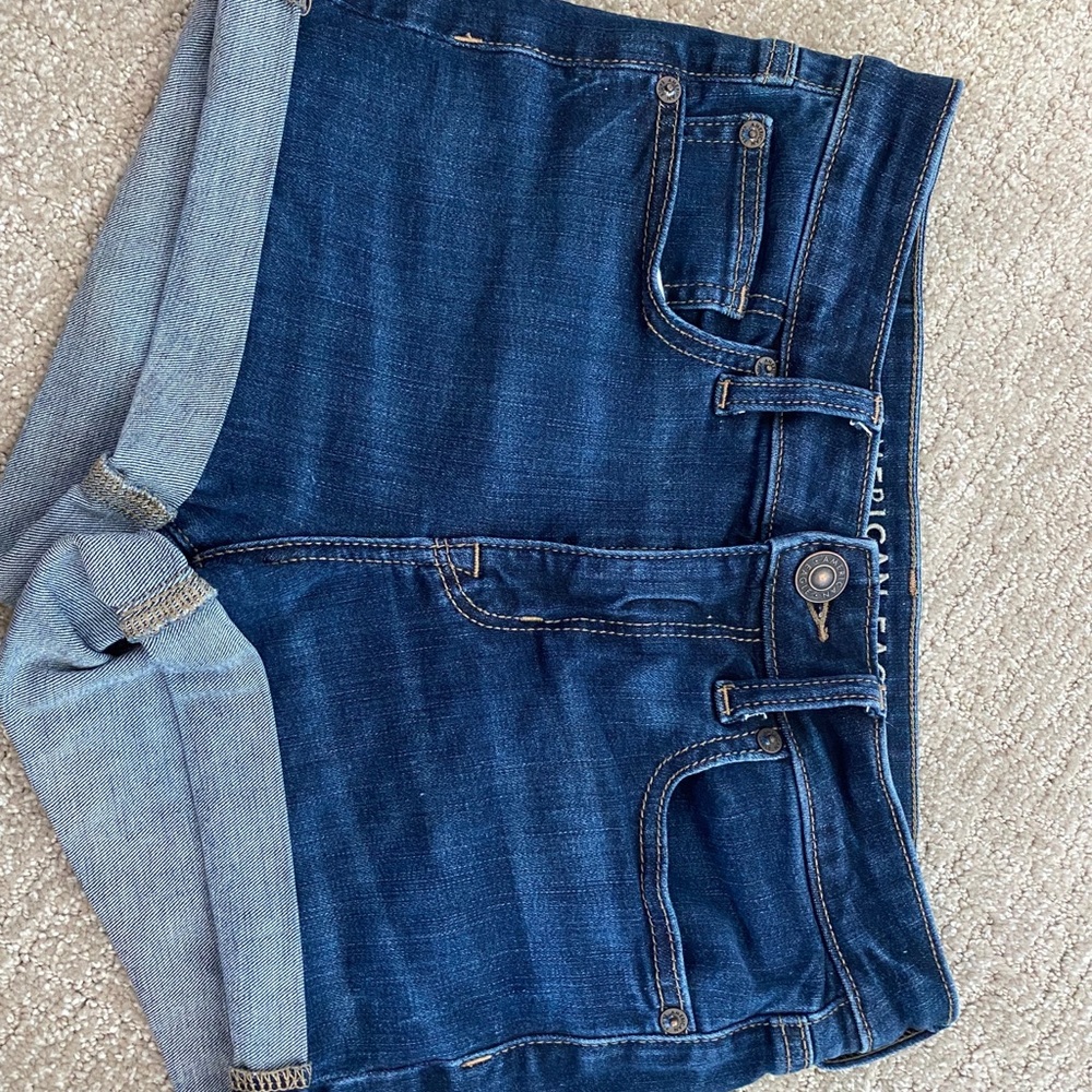 American eagle dark blue Jean shorts.